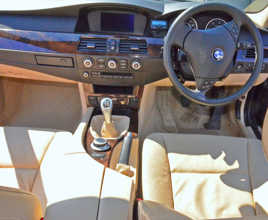 SUPORT MIC + MARE PLUS TAMPON CUTIE VITEZE BMW E60 E61 520D 130KW 177CP LCI FACELIFT 2008