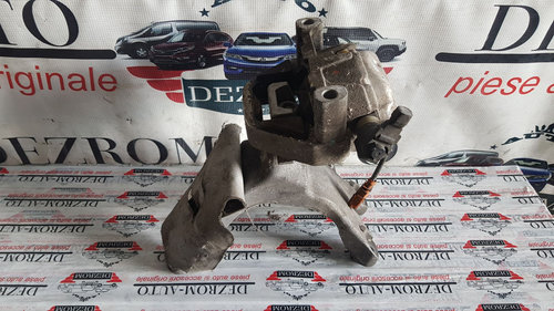 Suport motor dreapta Audi A4 B8 2.0 TDi 177 cai motor CGLC cod piesa : 8K0199308BE