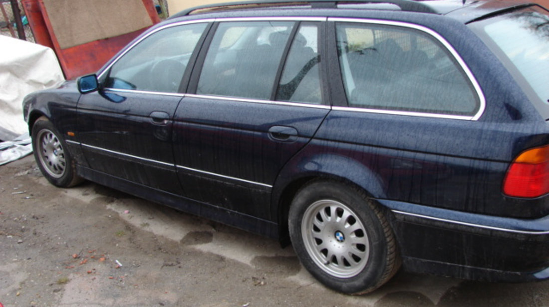 Suport motor stanga Cod: 1092425 BMW Seria 5 E39 [1995 - 2000] Touring wagon 525tds AT (143 hp) 2.5 TDS
