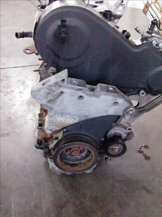 Suport motor VOLKSWAGEN PASSAT B6 1.6 tdi