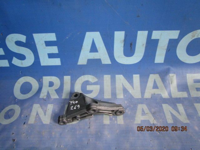 Suport pompa injectie BMW F10 520d 2.0d N47D20C;  7810698