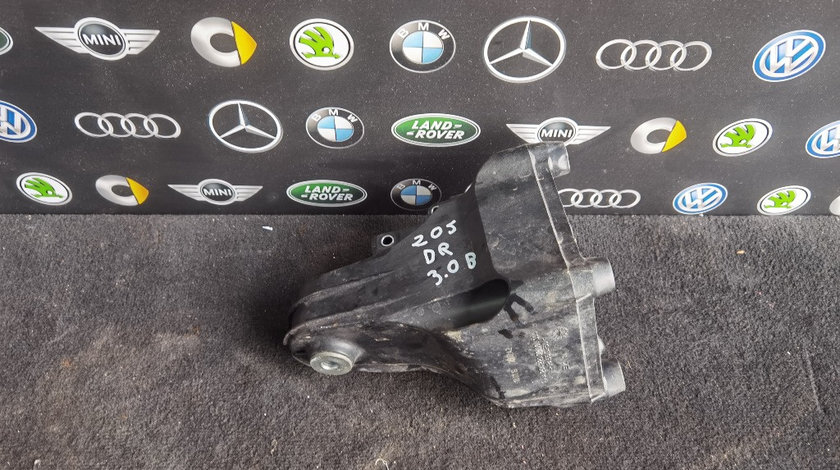 Suport stanga Mercedes C class W205 A2642200200