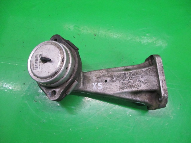 SUPORT / TAMPON MOTOR COD 6758444.01 / 22111097002-01 BMW X5 E53 135KW 184CP FAB. 2000 - 2006 ⭐⭐⭐⭐⭐