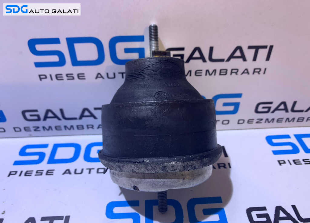 Suport Tampon Stanga Motor Volkswagen Passat B5.5 1.6 ALZ 2001 - 2005 Cod 8D0199379S