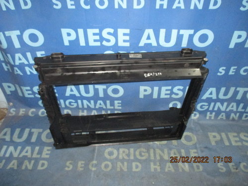 Suporti radiator BMW E60 525d; 7787830