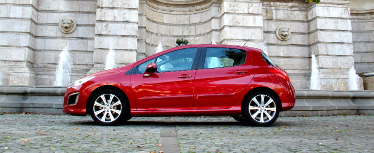 Test Drive Peugeot 308 e-HDI facelift: simplitatea eficientei