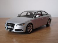 Click image for larger version

Name:	MINICHAMPS AUDI A4 2009 sedan 2.JPG
Views:	56
Size:	357.9 KB
ID:	2087518