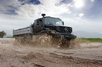 Click image for larger version

Name:	Mercedes_Zetros_2010_193954_20090425.jpg
Views:	83
Size:	4.90 MB
ID:	1686495