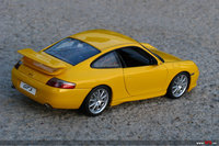 Click image for larger version

Name:	Porsche 911 GT3 - Autoart 12.JPG
Views:	113
Size:	195.5 KB
ID:	2221646