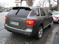 Click image for larger version

Name:	Porsche Cayenne Turbo MK2 Rear.JPG
Views:	54
Size:	1.55 MB
ID:	498691