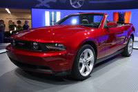 Click image for larger version

Name:	03_2010_mustang_live_la.jpg
Views:	127
Size:	619.4 KB
ID:	705464