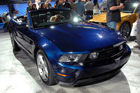 Click image for larger version

Name:	2010mustangintrolive_20.jpg
Views:	160
Size:	320.6 KB
ID:	704769