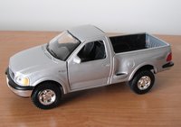 Click image for larger version

Name:	MAISTO FORD F-150 1997 14.JPG
Views:	24
Size:	434.4 KB
ID:	2549582