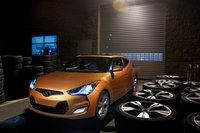 Click image for larger version

Name:	2012-Hyundai-Veloster-2.jpg
Views:	42
Size:	273.2 KB
ID:	2184330