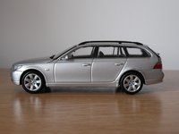 Click image for larger version

Name:	KYOSHO BMW 5 touring 1.JPG
Views:	39
Size:	422.9 KB
ID:	2042527