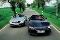 Click image for larger version

Name:	alpina_roadster_s___vs__mercedes-benz_slk_350.jpg
Views:	174
Size:	35.8 KB
ID:	8505