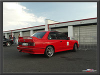 Click image for larger version

Name:	bmwe30m319fx4.jpg
Views:	81
Size:	403.6 KB
ID:	497162