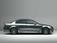 Click image for larger version

Name:	bmw-m5-2005-006_196.jpg
Views:	42
Size:	241.8 KB
ID:	228435