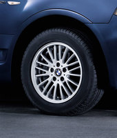 Click image for larger version

Name:	bmw_wheel_110.jpg
Views:	53
Size:	76.3 KB
ID:	2653187