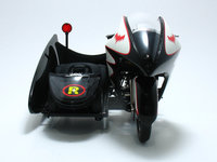 Click image for larger version

Name:	batcycle001.jpg
Views:	46
Size:	193.0 KB
ID:	1818413