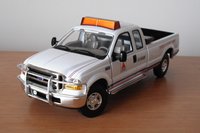 Click image for larger version

Name:	1-24 FORD F-350 14.JPG
Views:	16
Size:	437.6 KB
ID:	2556083