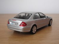 Click image for larger version

Name:	MINICHAMPS MERCEDES E-CLASS 2001 sedan 3.JPG
Views:	45
Size:	367.1 KB
ID:	2111908