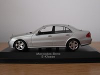 Click image for larger version

Name:	MINICHAMPS MERCEDES E-CLASS 2001 sedan 1.JPG
Views:	46
Size:	358.0 KB
ID:	2111906