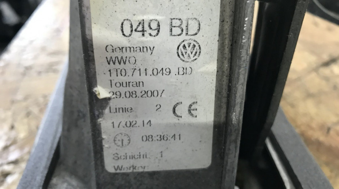 Timonerie cutie viteza VW Touran 2014 monovolum 2014 (1T0711049)