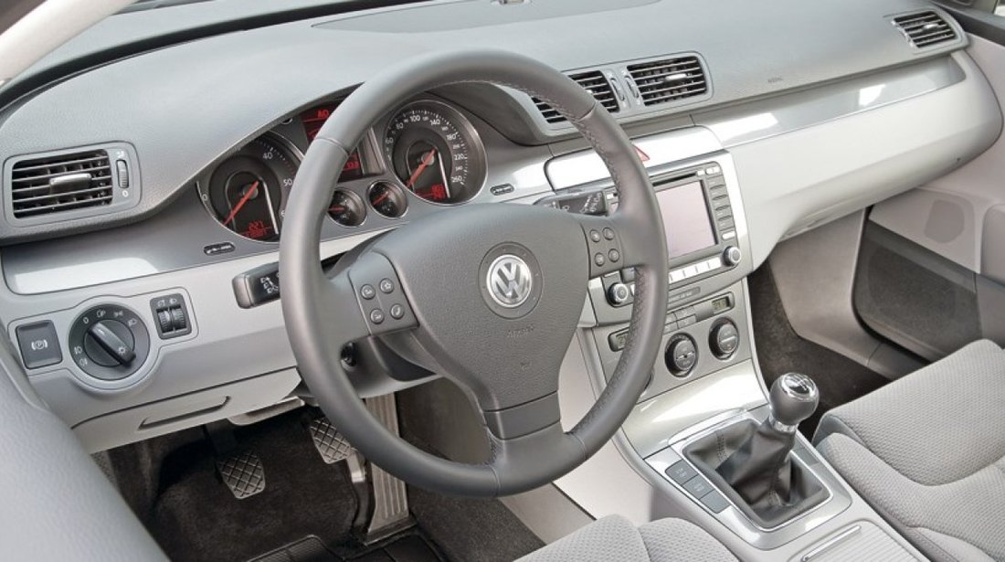 Toate piesele necesare pentru schimbul de volan - anglia - europa pentru VW  Passat 2005-2009. #29755344