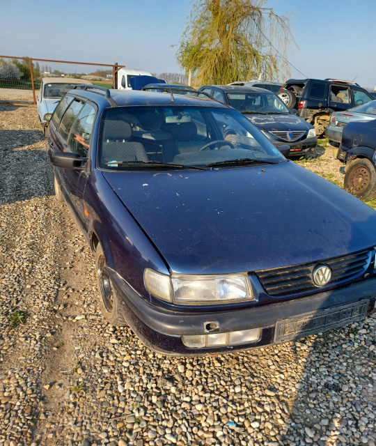 Toba intermediara esapament Volkswagen Passat B4 [1993 - 1997] wagon 1.9 TD  MT (75 hp) #80590041