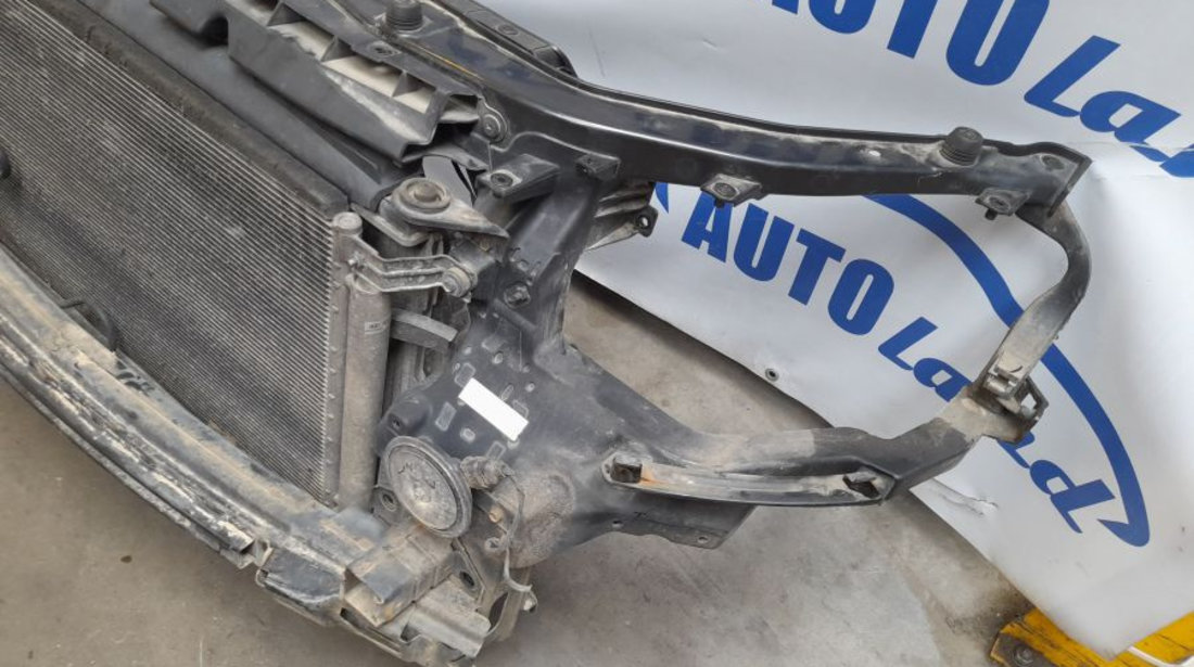 Trager Calandru Panou Fata 2.2 CRDI + Radiator Apa +clima + Ventilatoare Hyundai SANTA FE CM 2006