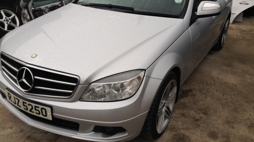 Trager Mercedes C200 w204