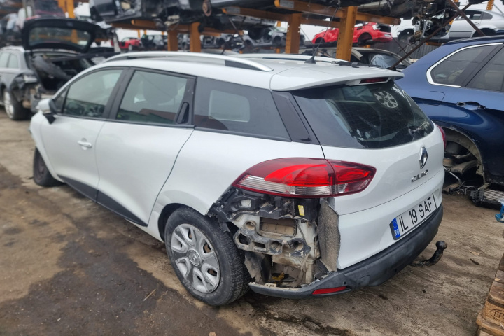 Trager Renault Clio 4 2014 break 1.5 dci K9K608