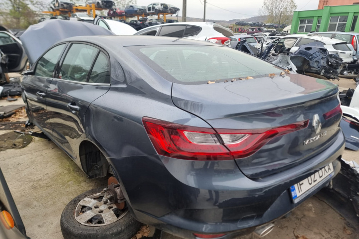 Trager Renault Megane 4 2020 berlina 1.3 tce H5H470