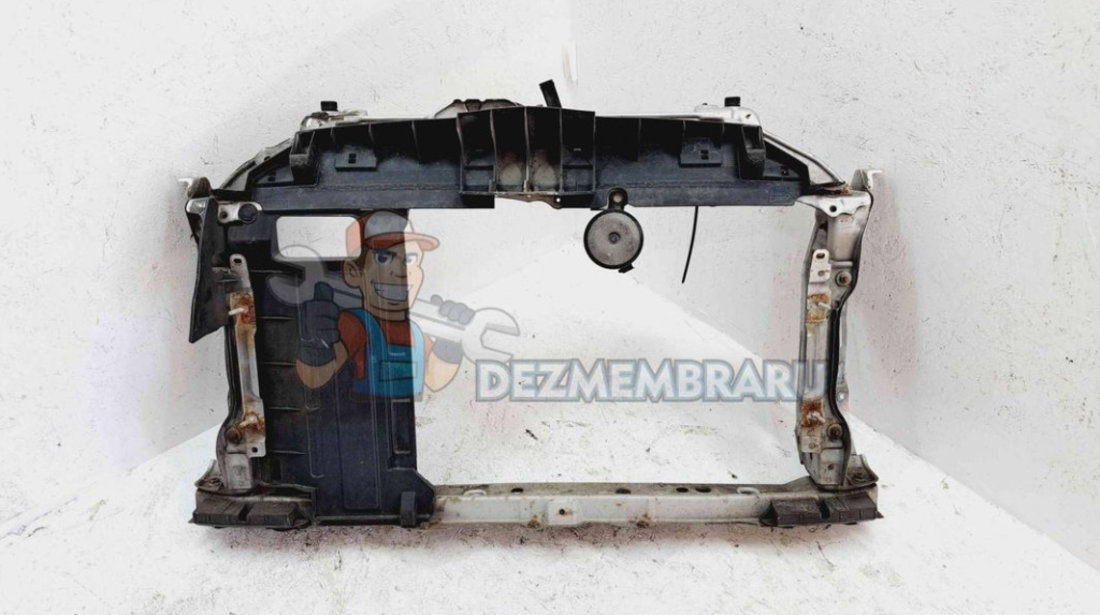 Trager Toyota Yaris (P9) [Fabr 2005-2011] OEM