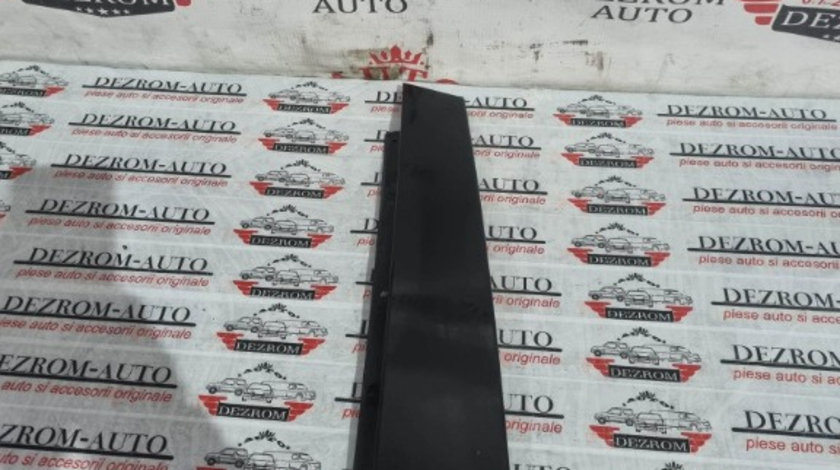 Trim exterior usa dreapta spate Mercedes-Benz E-Class Sedan (W212) cod piesa : A2126900487