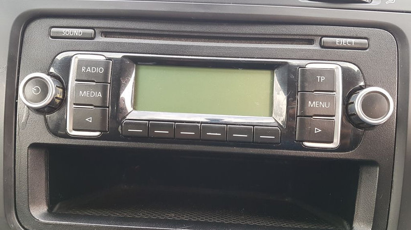 Unitate Radio CD Player cu MP3 VW Golf 6 2008 - 2013