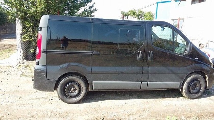 Usa dreapta fata culoare neagra opel vivaro 2001-2014