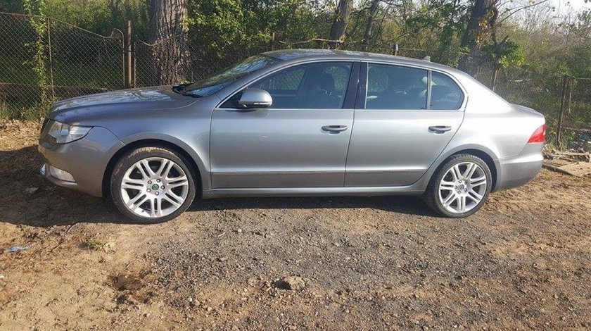 Usa dreapta fata skoda superb II 2008-2014