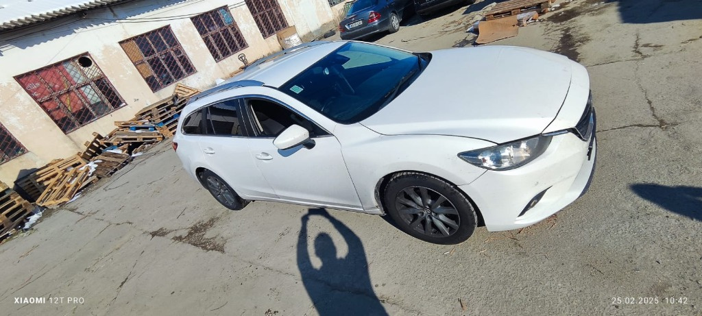 Usa fata Mazda 6 GJ SKYACTIV 2.2 D cod motor SHY , 150Cp/110 Kw , transmisie manuala 6+1, an 2014