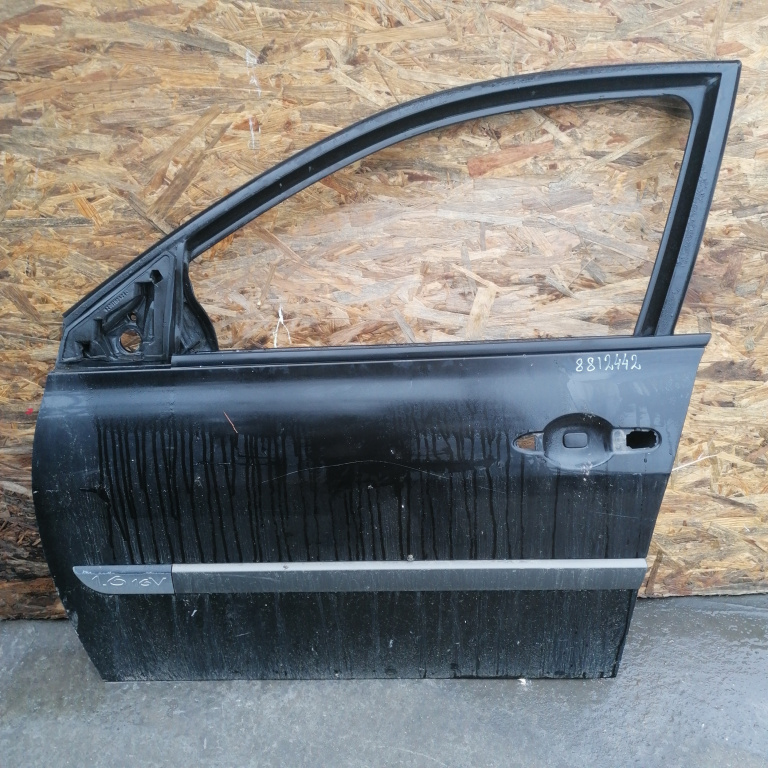 Usa / Portiera Negru,fata,stanga Renault MEGANE 2 2002 - 2010