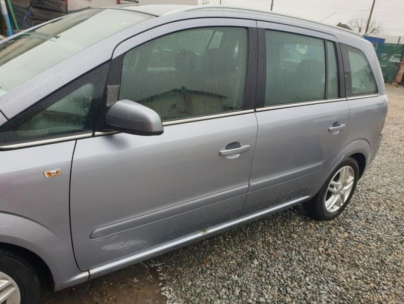 Usa portiera stanga dreapta fata Opel Zafira B z163 gri VLD108 altul