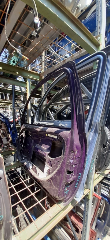 Usa / Portiera Violet,fata,dreapta Ford KA (RB) 1996 - 2008