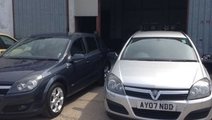 Usa spate opel astra h hatchback si caravan