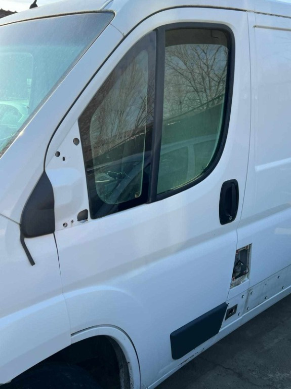 Usa stanga fata Fiat Ducato an fab. 2006 - 2014