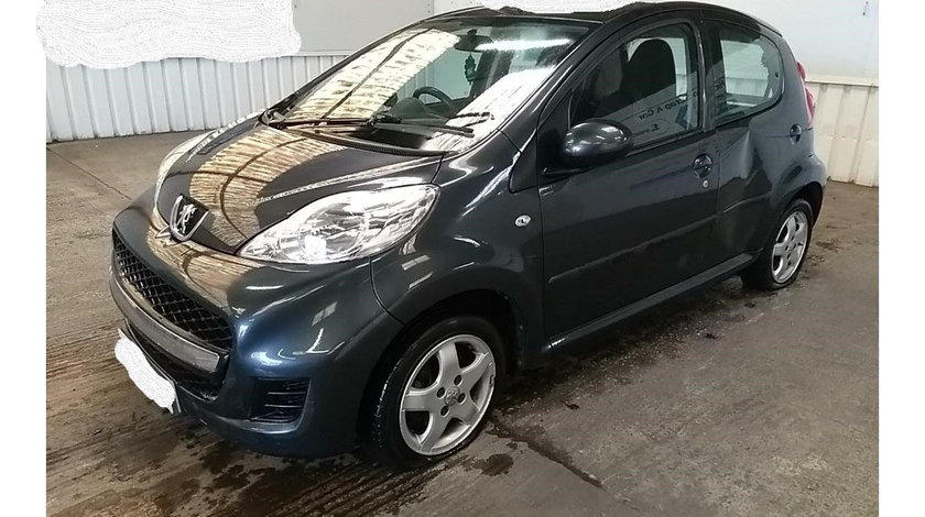 Usa stanga fata Peugeot 107 2010 Hatchback 1.0i