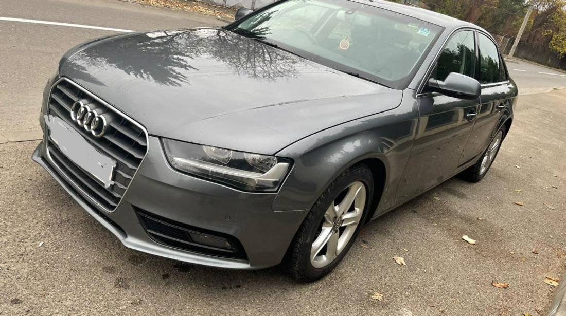 Usa stanga spate Audi A4 B8 2.0 tdi facelift