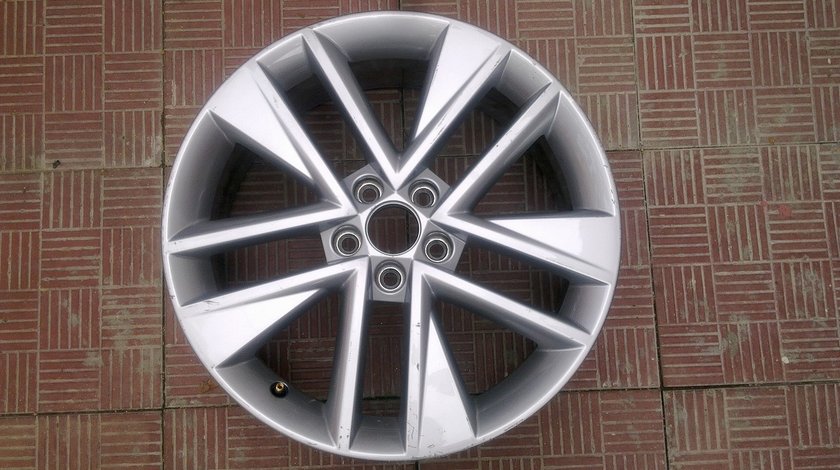 Vand 1 janta aliaj pe 17 pt Skoda