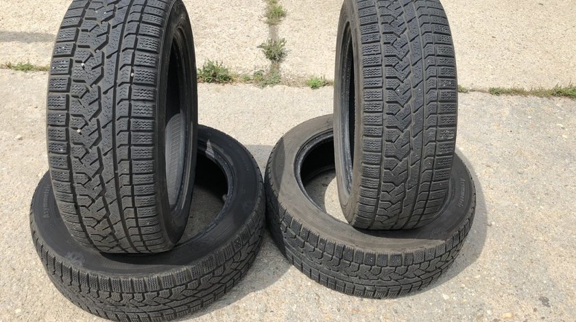 Vand 4 anvelope iarna Kumho 225/55/18