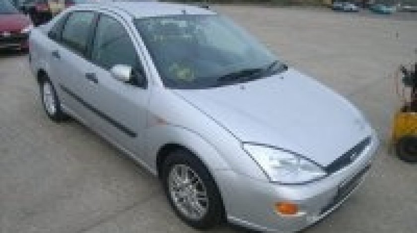 vand aripi fata ford focus berlina,hatchpack,combi si coupe din 2002